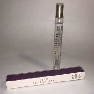 Mary kay live fearlessly parfume